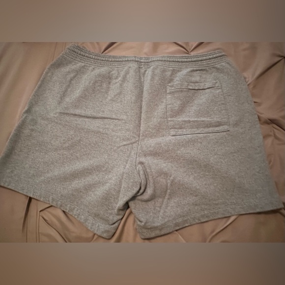 GAP- Sweat shorts, Gray. Drawstring. 5” length - Picture 2 of 2
